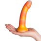 Baseks Orange Sunset Silikonidildo 18 cm Kuva tuotteesta kädessä 50